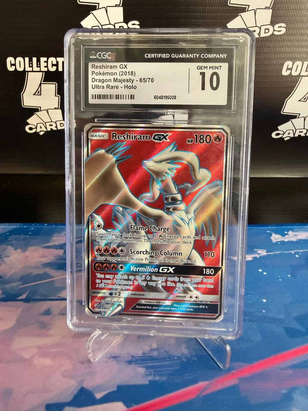 CGC 10 - RESHIRAM GX 65 (2018 Dragon Majesty)